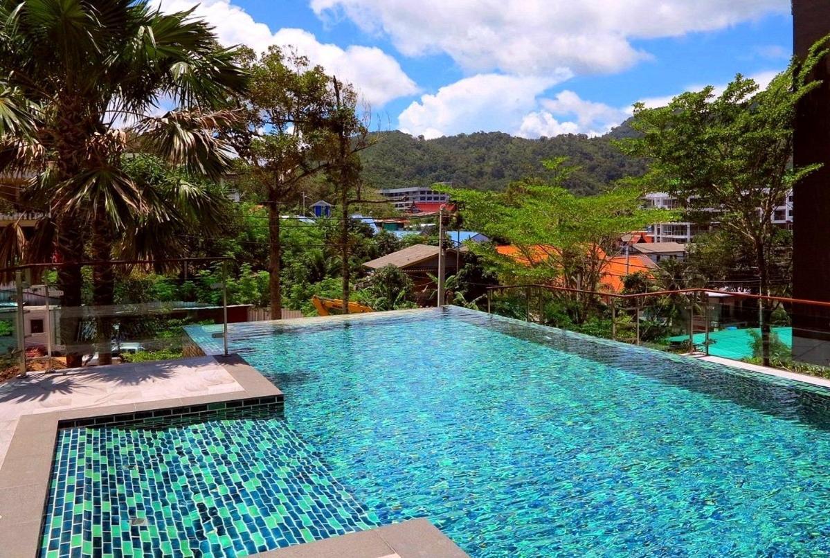 Private Apartment At Emerald Terrace Patong Exteriör bild