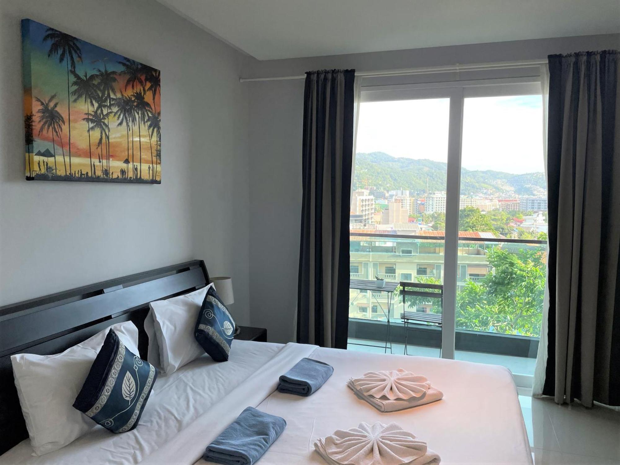 Private Apartment At Emerald Terrace Patong Exteriör bild